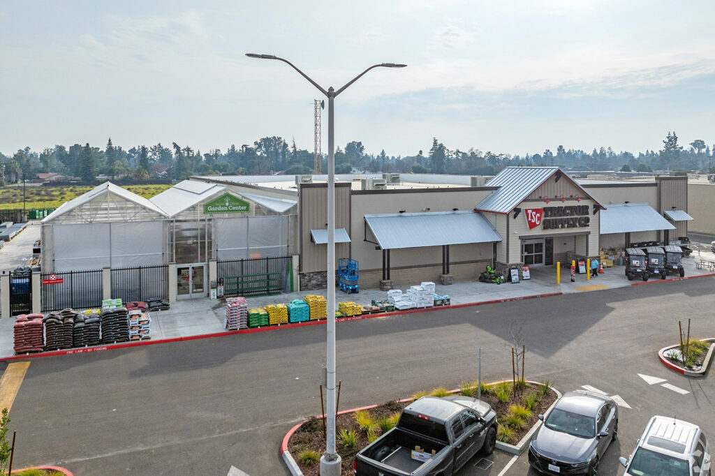 radar-net-lease-Tractor_Supply-2